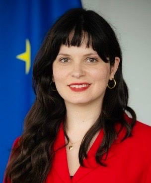 Jola Dervishaj